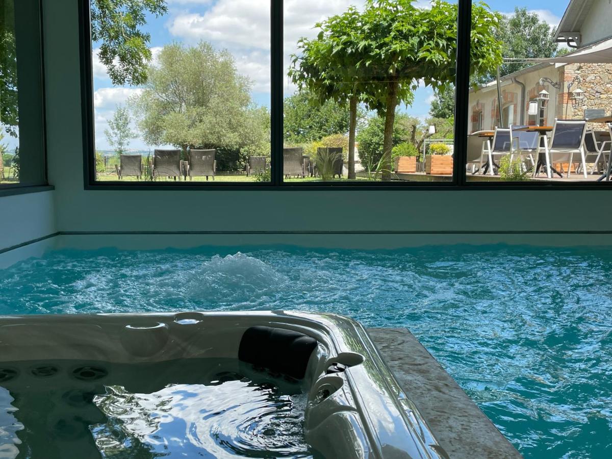 Le Pavillon Du Chateau, Hotel & Spa Ревель Экстерьер фото
