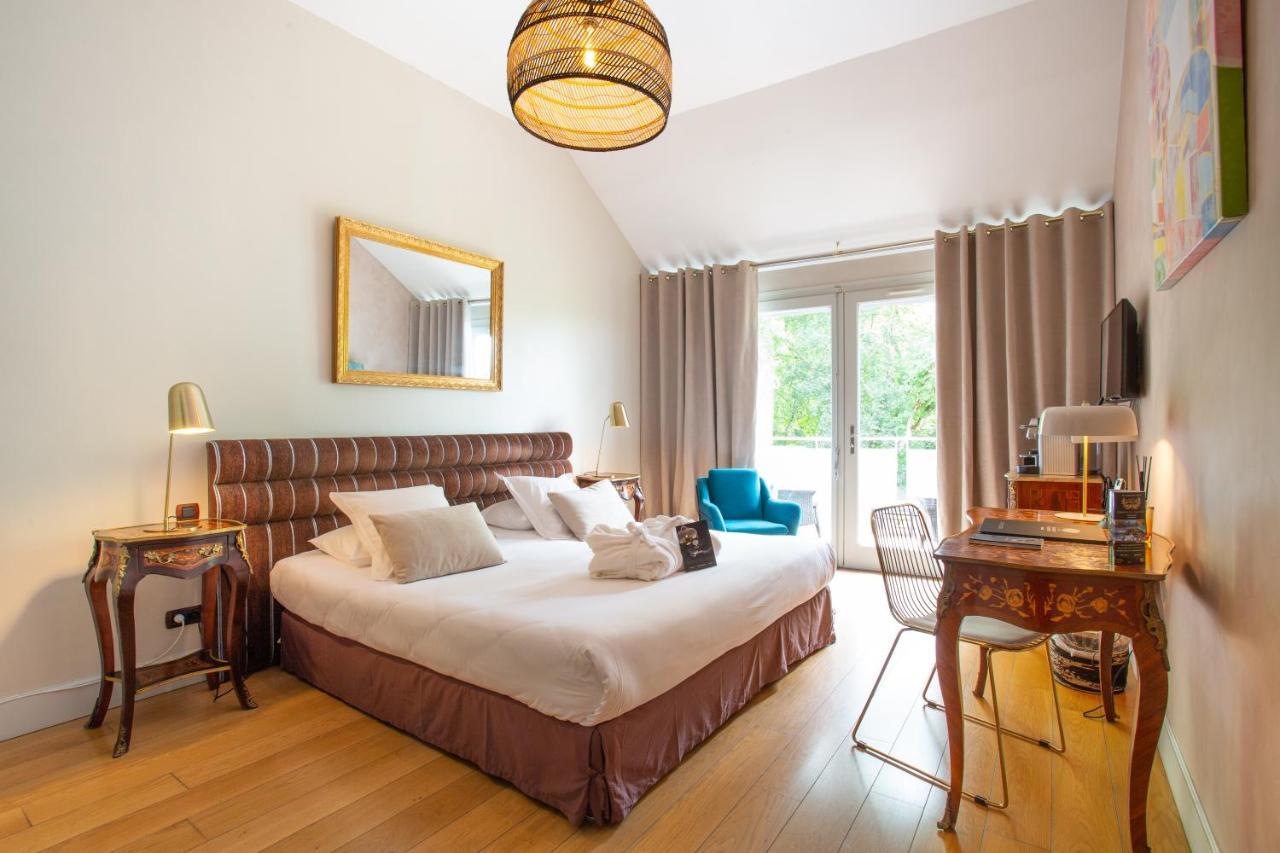 Le Pavillon Du Chateau, Hotel & Spa Ревель Экстерьер фото