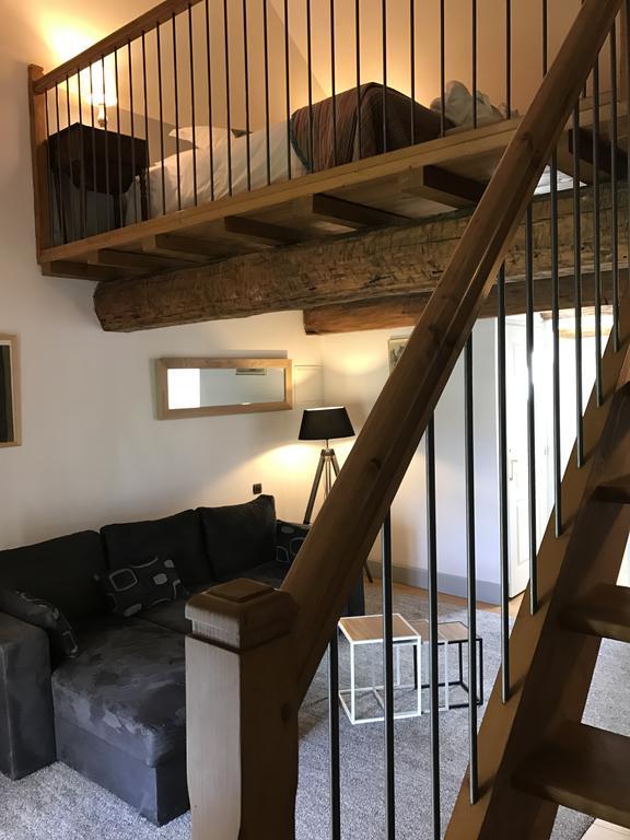 Le Pavillon Du Chateau, Hotel & Spa Ревель Экстерьер фото