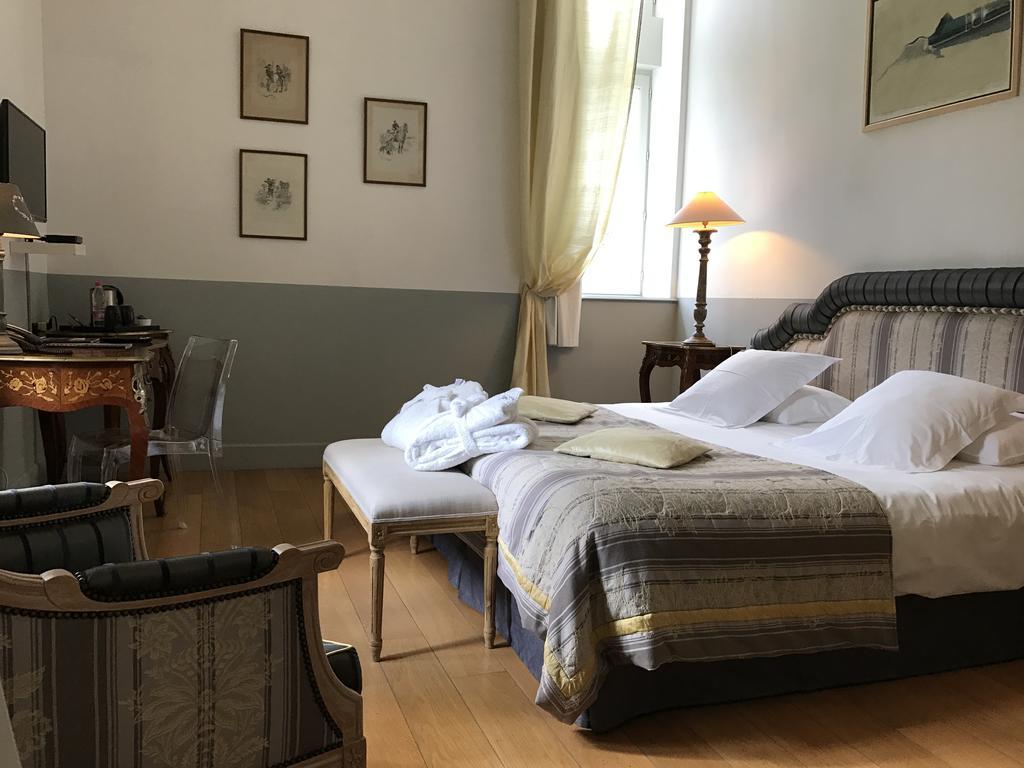 Le Pavillon Du Chateau, Hotel & Spa Ревель Экстерьер фото