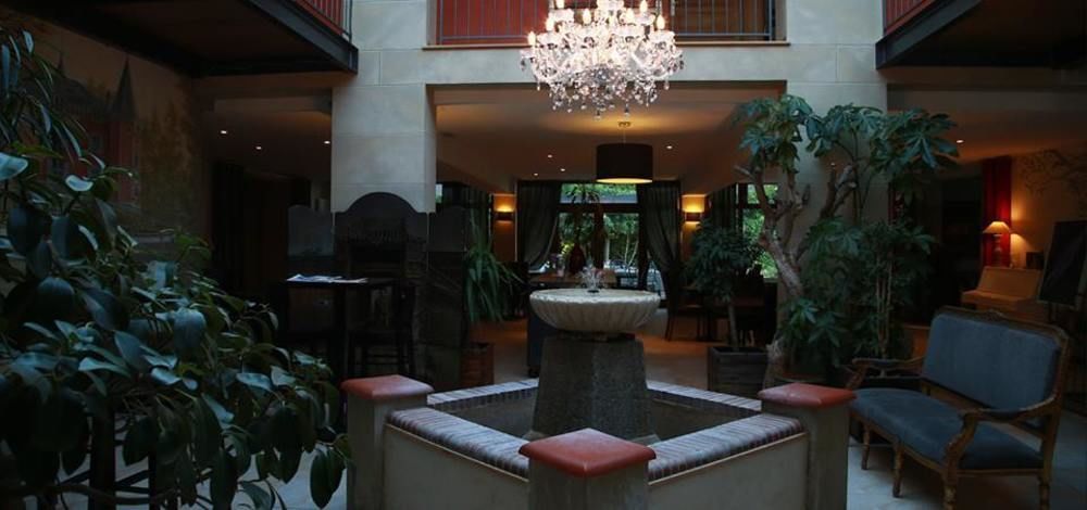 Le Pavillon Du Chateau, Hotel & Spa Ревель Экстерьер фото