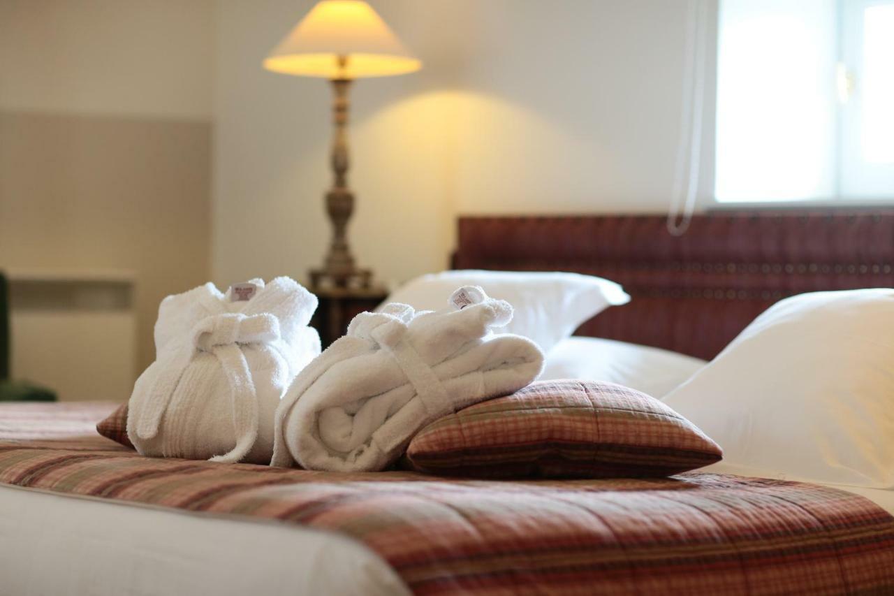 Le Pavillon Du Chateau, Hotel & Spa Ревель Экстерьер фото