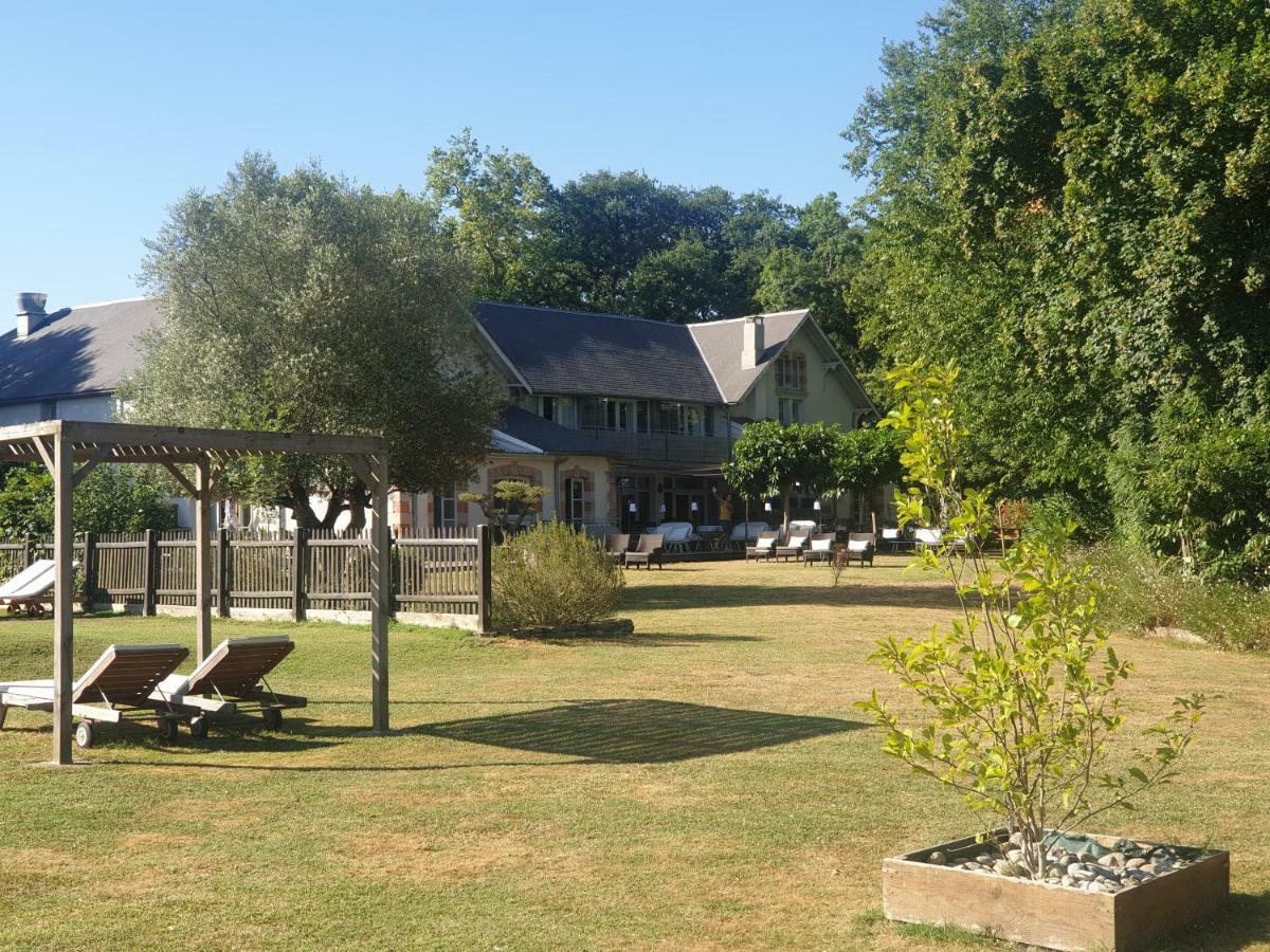 Le Pavillon Du Chateau, Hotel & Spa Ревель Экстерьер фото