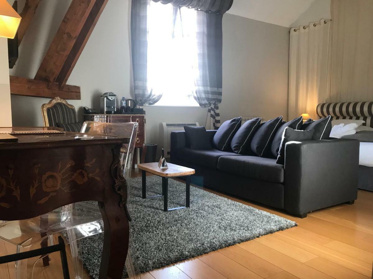 Le Pavillon Du Chateau, Hotel & Spa Ревель Экстерьер фото