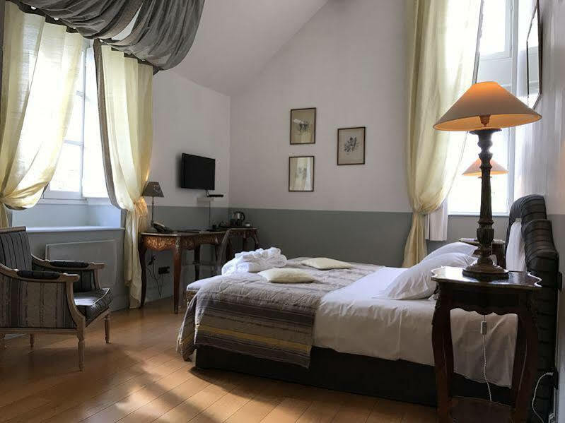 Le Pavillon Du Chateau, Hotel & Spa Ревель Экстерьер фото